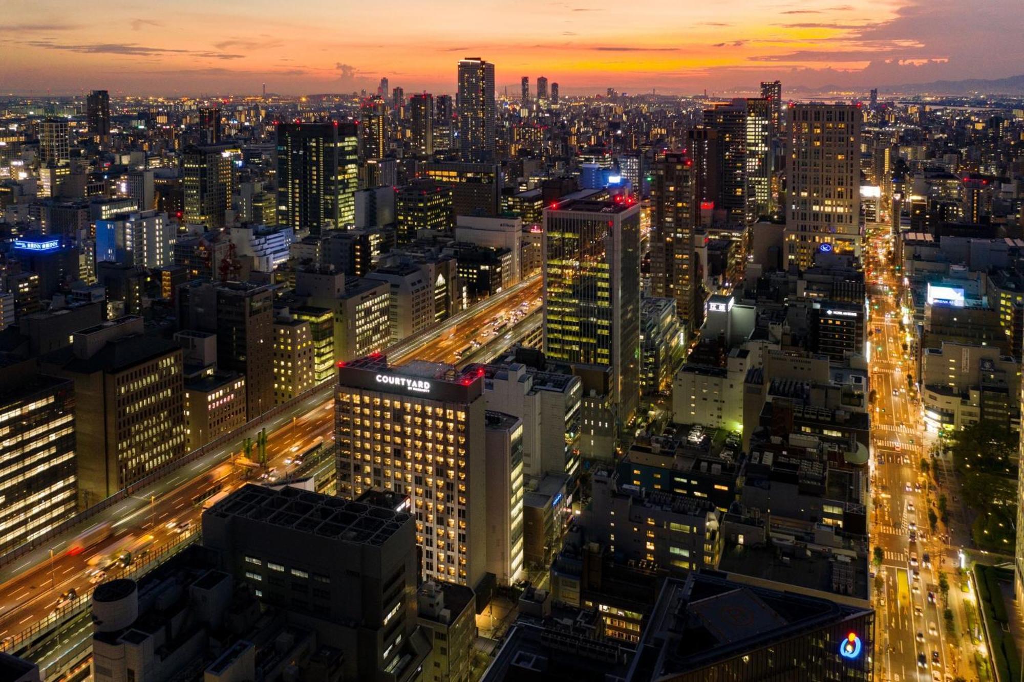 מלון Courtyard By Marriott Osaka Honmachi מראה חיצוני תמונה